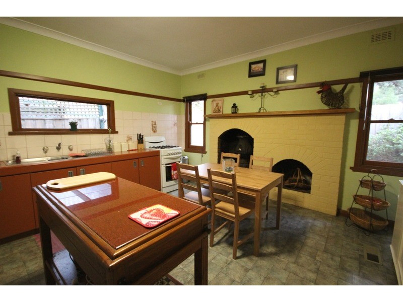 49 Forest Road, Ferntree Gully VIC 3156
