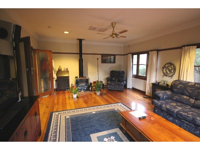 49 Forest Road, Ferntree Gully VIC 3156