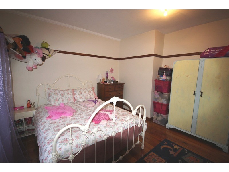 49 Forest Road, Ferntree Gully VIC 3156