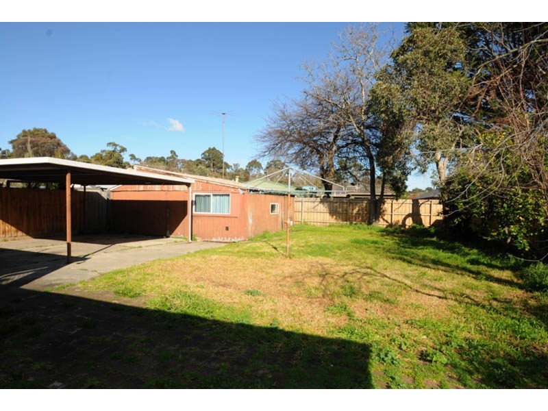 16 Glenfern Road, Ferntree Gully VIC 3156