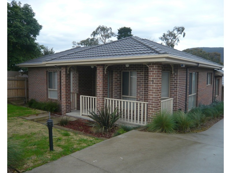 1/4 Wilson Street, Ferntree Gully VIC 3156