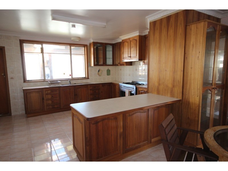 10 Abrehart Street, Eumemmerring VIC 3177