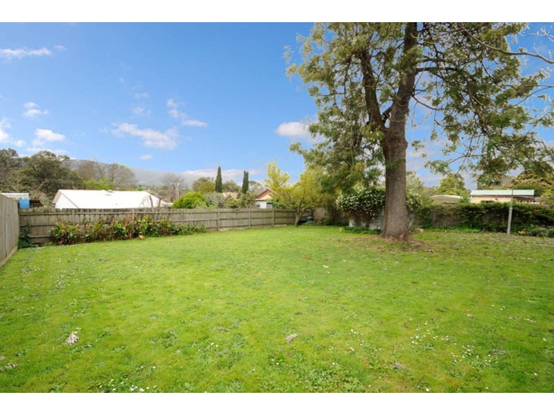 21 Woodvale Road, Boronia VIC 3155