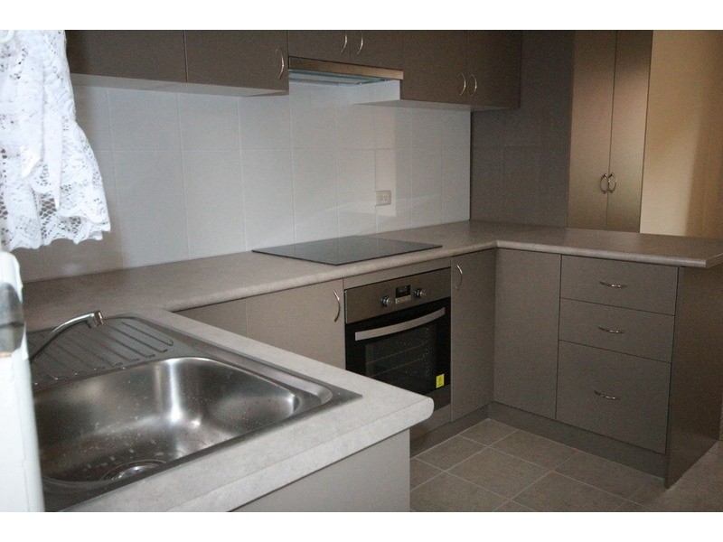 2/3 Wallace Avenue, Bayswater VIC 3153