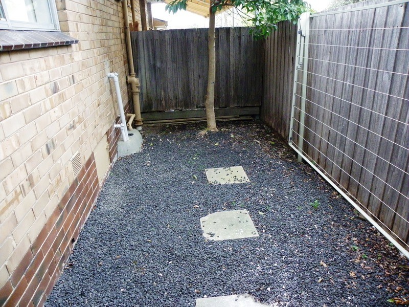 2/3 Wallace Avenue, Bayswater VIC 3153