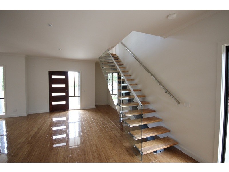 1/37 Aubrey Grove, Boronia VIC 3155