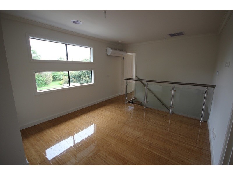 1/37 Aubrey Grove, Boronia VIC 3155