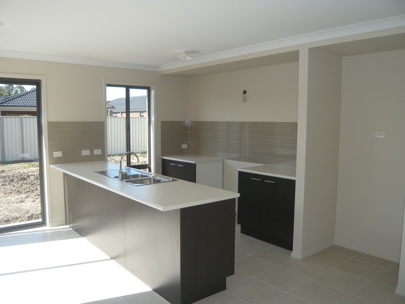 33 Inspiration Circuit, Pakenham VIC 3810