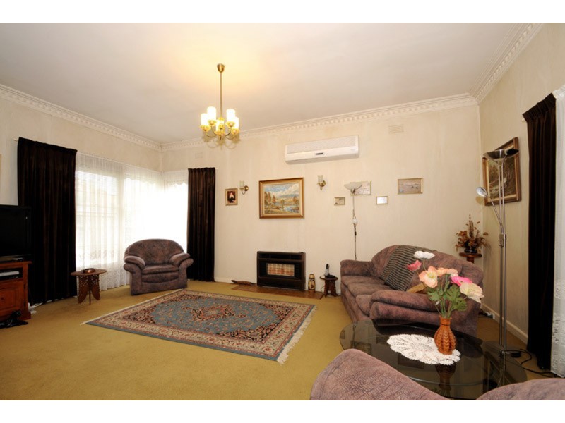 21 Woodvale  Road, Boronia VIC 3155