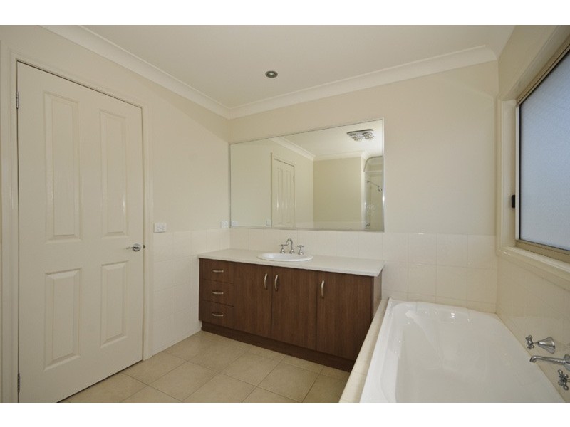 1A Pinnacle Avenue, Ferntree Gully VIC 3156