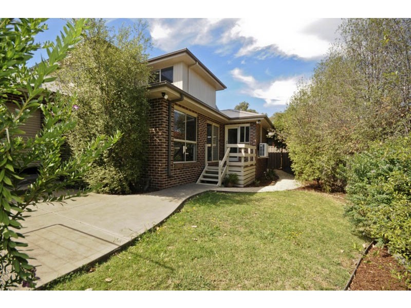 1A Pinnacle Avenue, Ferntree Gully VIC 3156