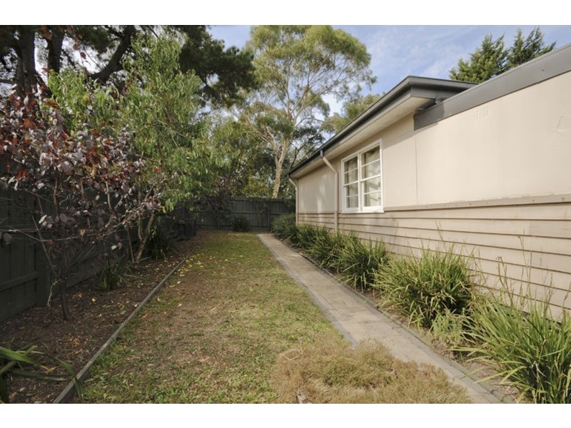 1/7 Selman Avenue, Ferntree Gully VIC 3156