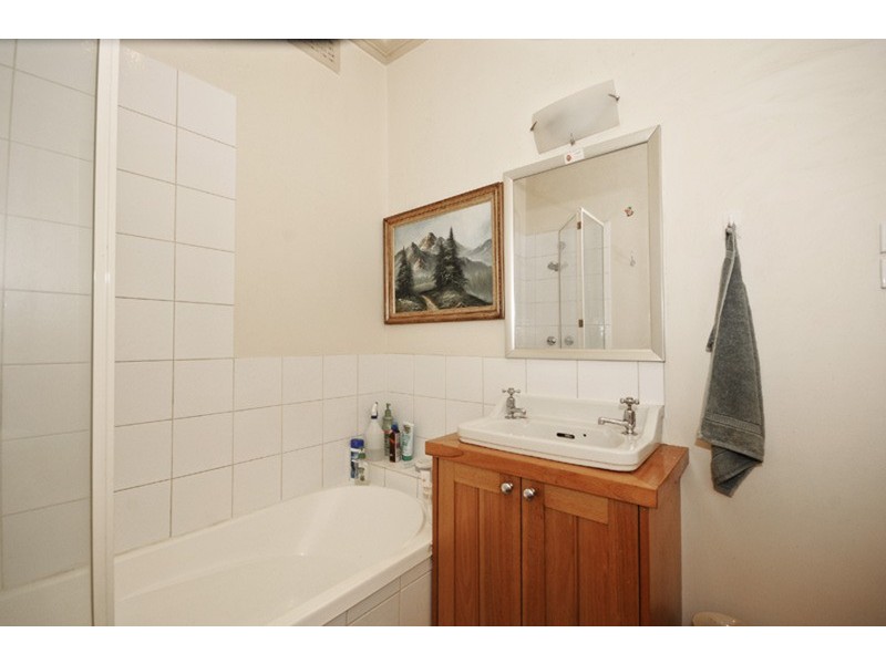 1/7 Selman Avenue, Ferntree Gully VIC 3156