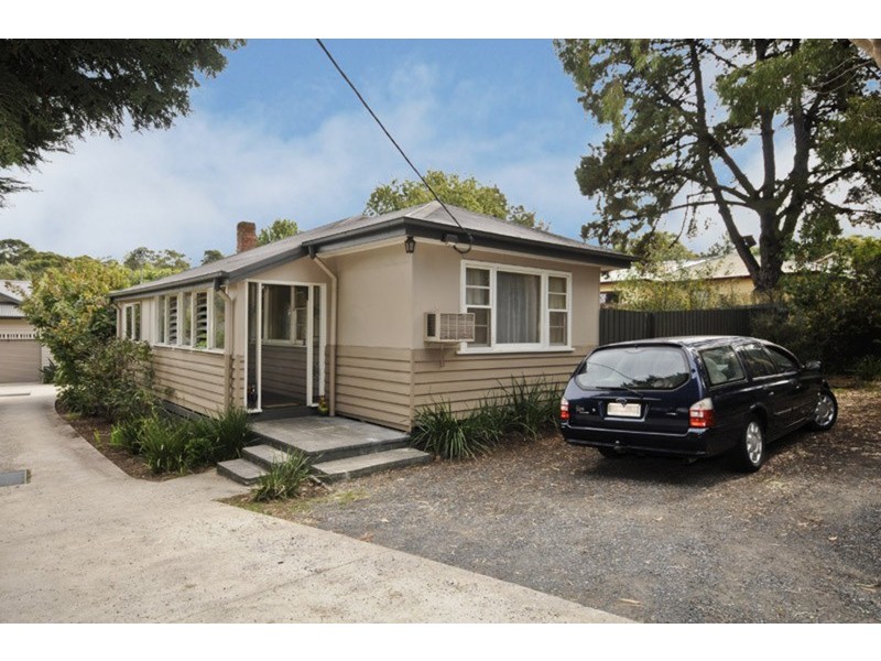 1/7 Selman Avenue, Ferntree Gully VIC 3156