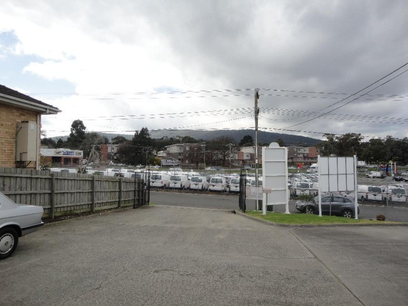 1/8 Thomas Street, Ferntree Gully VIC 3156