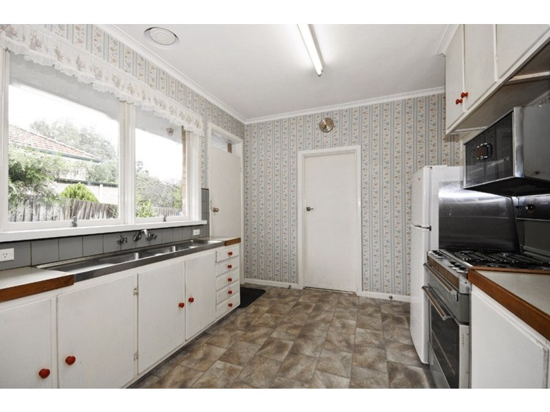 14 Rees Street, Burwood VIC 3125
