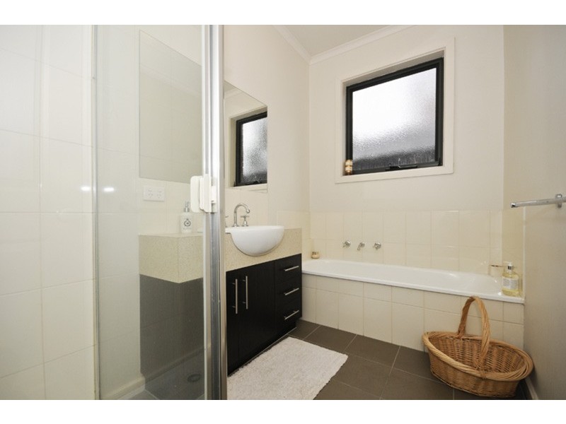 32 Kelly Street, Bayswater VIC 3153