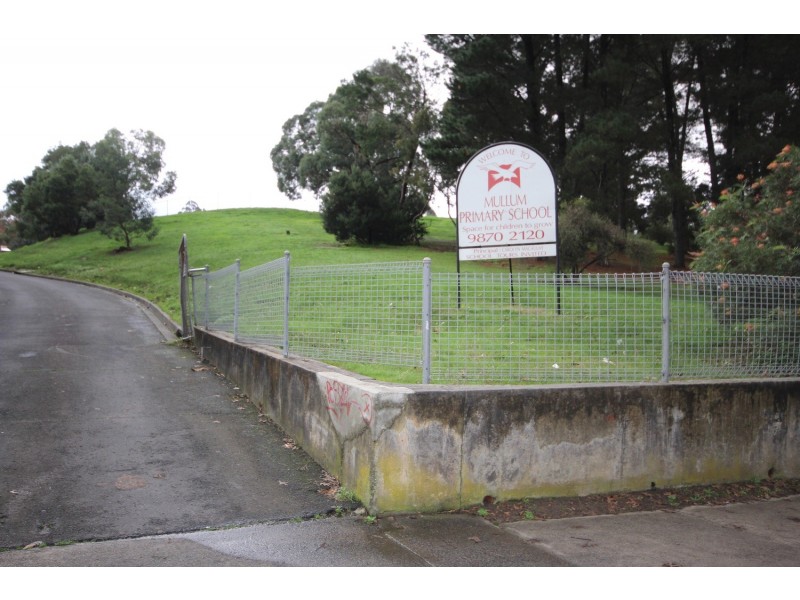 98 Mullum Mullum Road, Ringwood VIC 3134