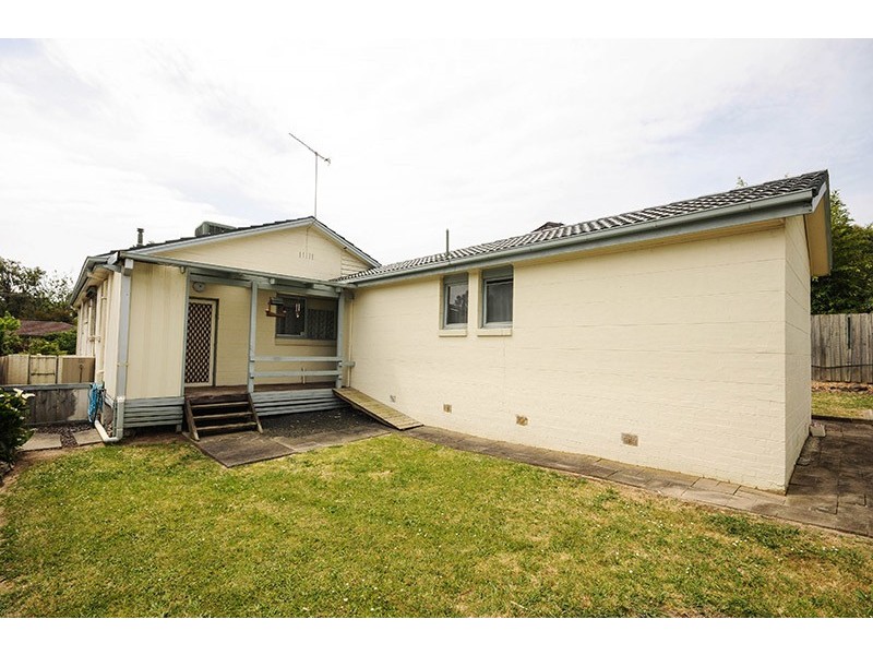 64 Alexander Crescent, Ferntree Gully VIC 3156
