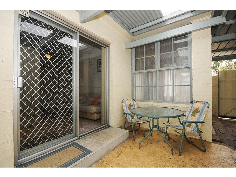 64 Alexander Crescent, Ferntree Gully VIC 3156