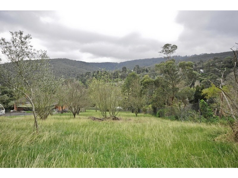 18 Edward Street, Upper Ferntree Gully VIC 3156
