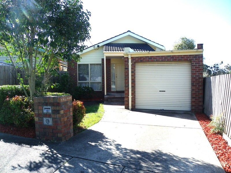 2/9 Selkirk Road, Wantirna VIC 3152