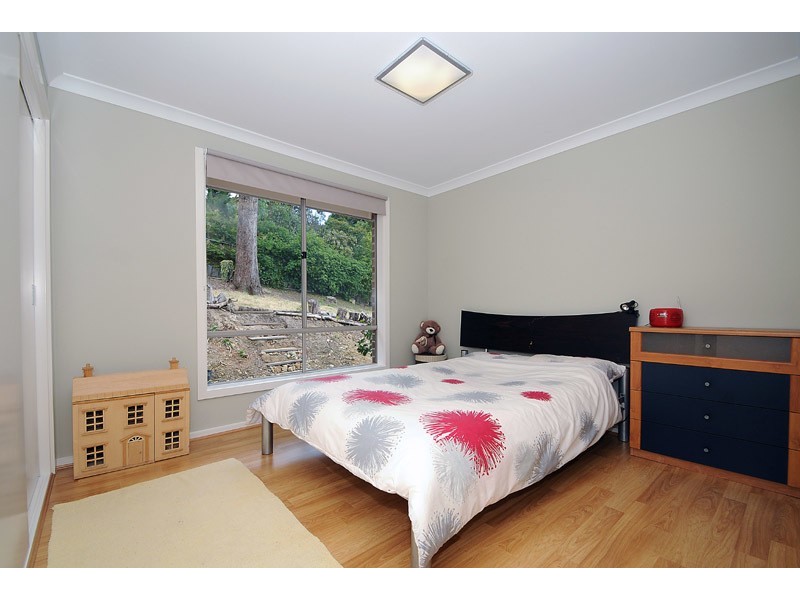 2/12 The Avenue, Ferntree Gully VIC 3156