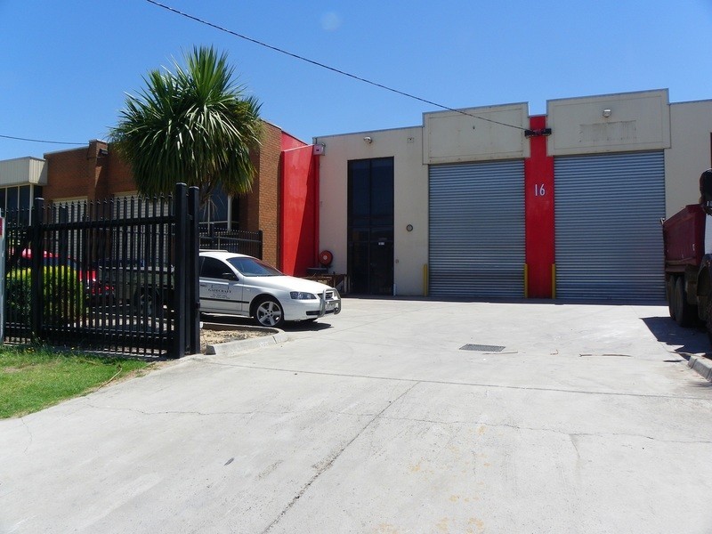 1/16 Regal Drive, Springvale VIC 3171