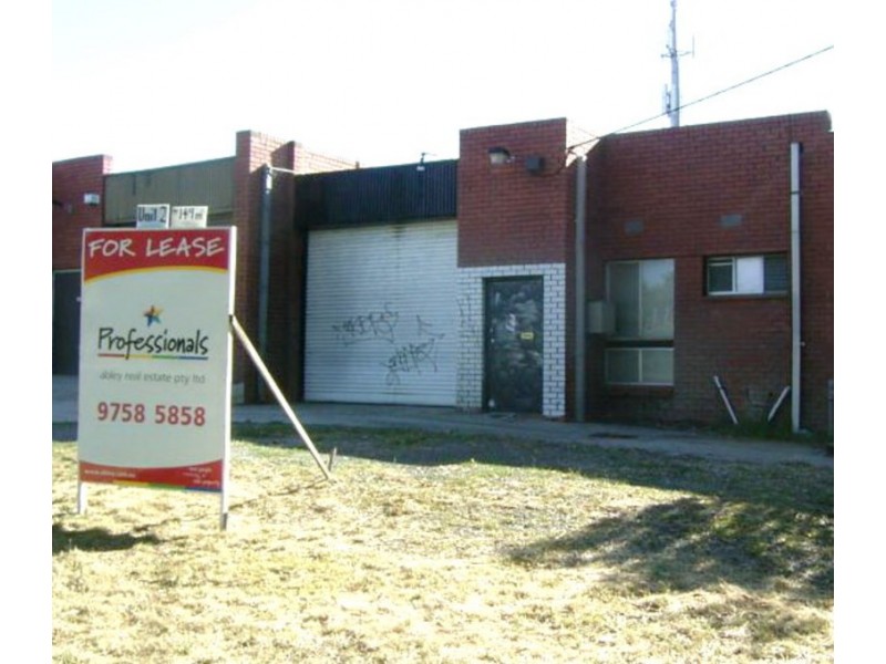 1/2 Amay Crescent, Ferntree Gully VIC 3156