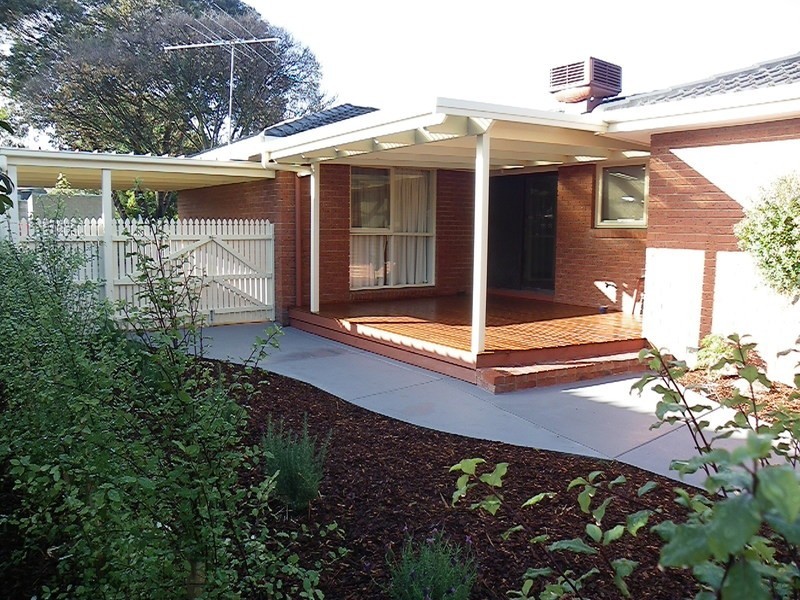 22 Greenaway Drive, Ferntree Gully VIC 3156