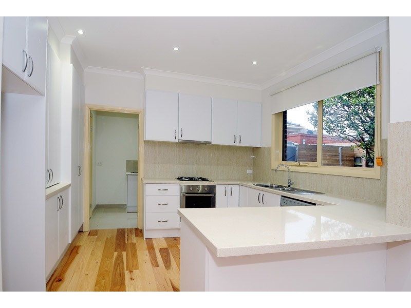 1/12 Grandview Grove, Bayswater VIC 3153