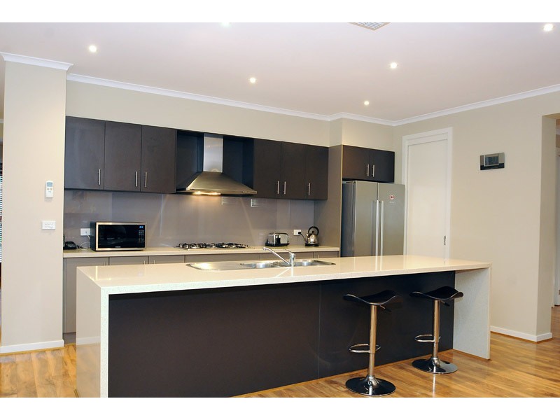 2/20 David Street, Knoxfield VIC 3180
