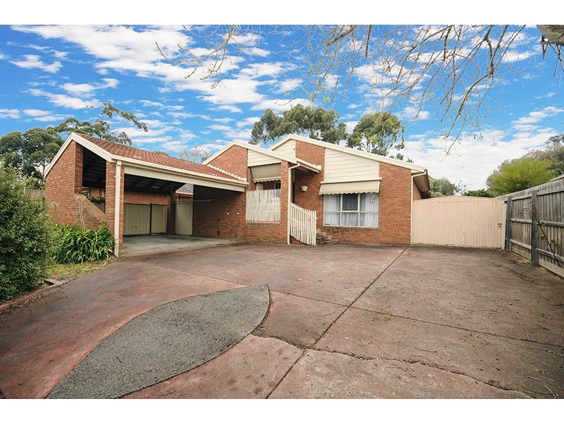 28 Chappell Drive, Wantirna South VIC 3152