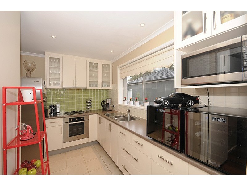 1/90 Rickards Avenue, Knoxfield VIC 3180