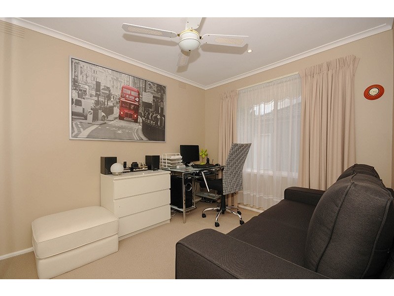 1/90 Rickards Avenue, Knoxfield VIC 3180