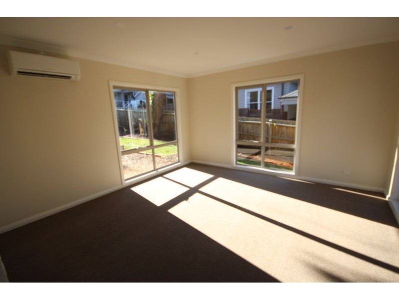 1/24 Bayswater Road, Croydon VIC 3136
