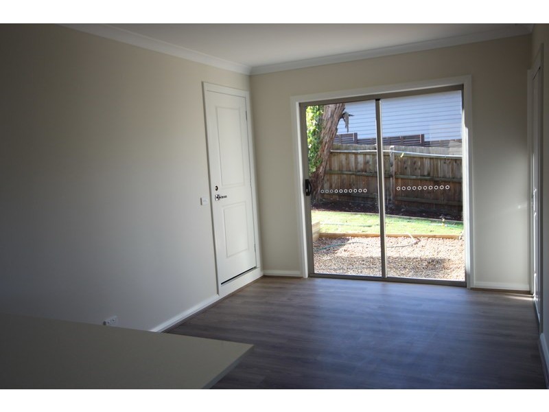1/24 Bayswater Road, Croydon VIC 3136