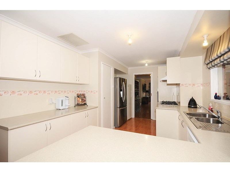 5 Parklands Close, Ferntree Gully VIC 3156