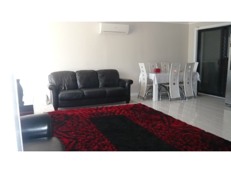 1/8 Harley Street, Knoxfield VIC 3180