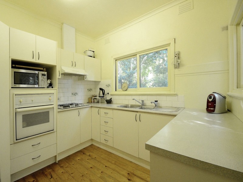 105 Alexander Avenue, Upwey VIC 3158