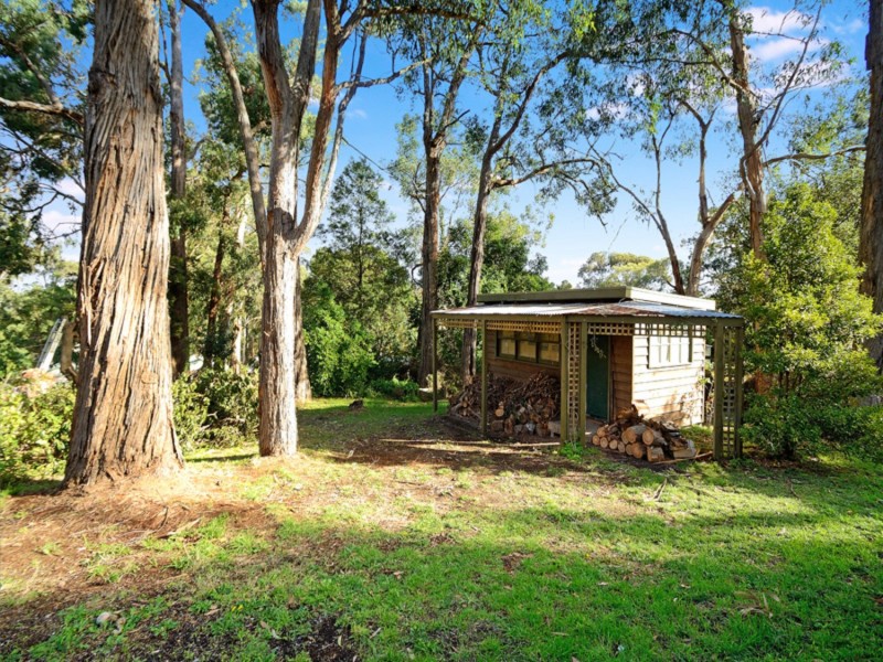 105 Alexander Avenue, Upwey VIC 3158