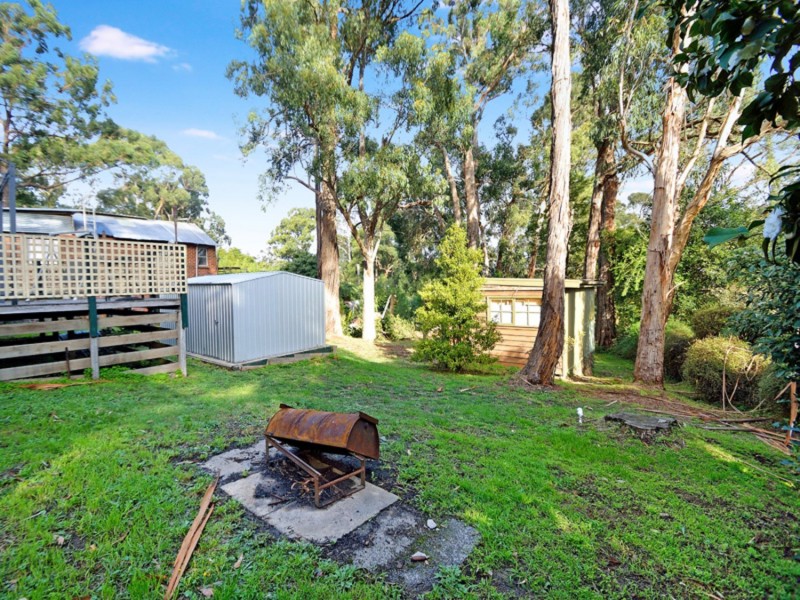 105 Alexander Avenue, Upwey VIC 3158
