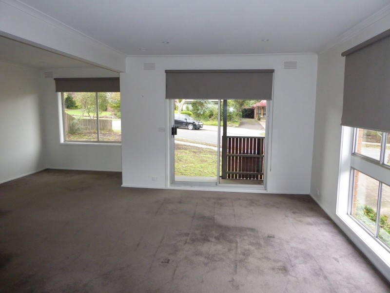 23 King Parade, Knoxfield VIC 3180