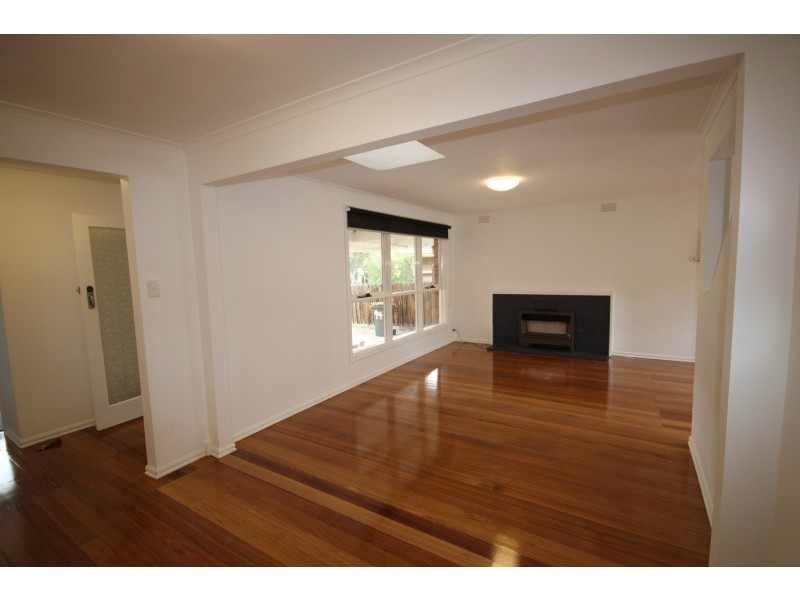 94 David Street North, Knoxfield VIC 3180