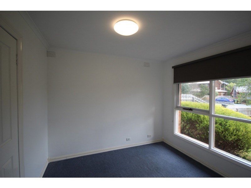 94 David Street North, Knoxfield VIC 3180