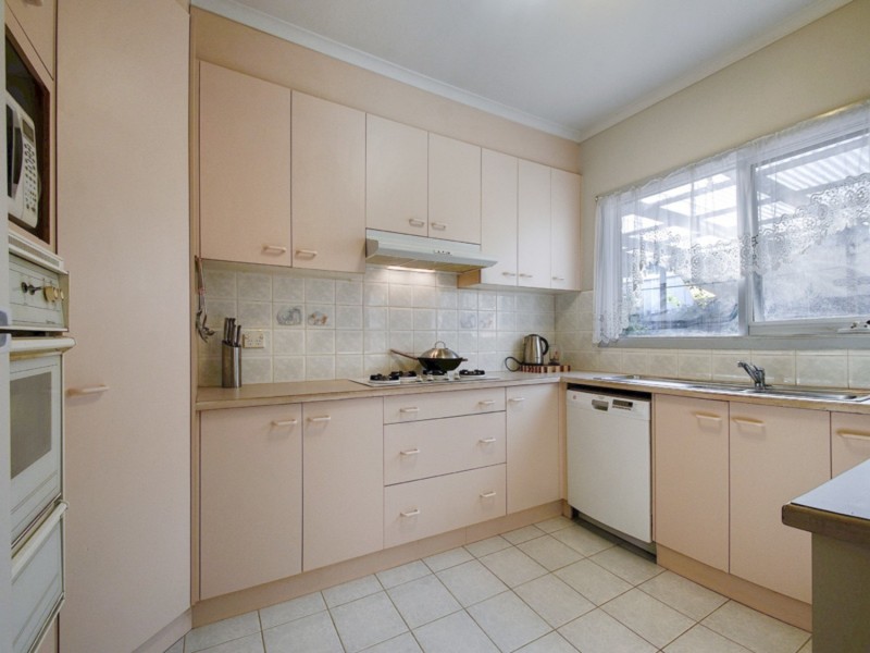 2 Leamon Court, Ferntree Gully VIC 3156
