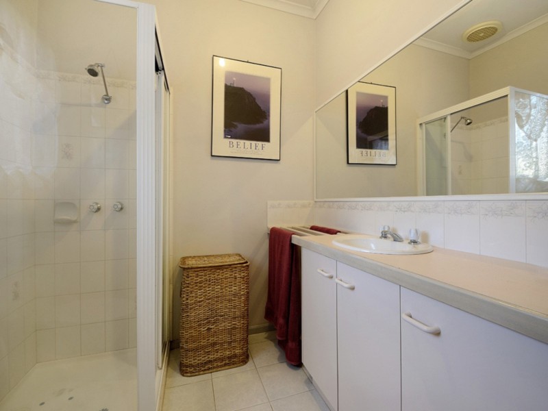 2 Leamon Court, Ferntree Gully VIC 3156