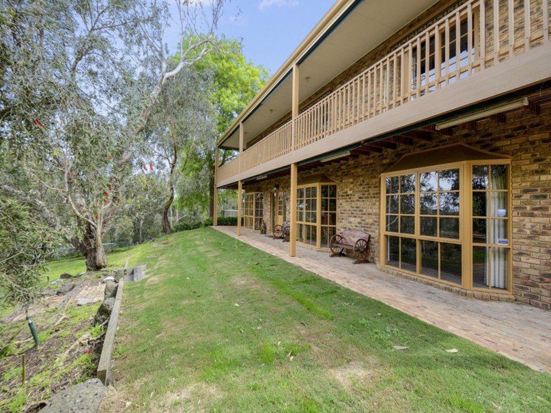 1 Orchid Road, Belgrave South VIC 3160