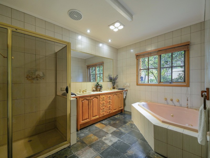 1 Orchid Road, Belgrave South VIC 3160