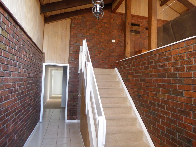 67 Bellara Drive, Mooroolbark VIC 3138